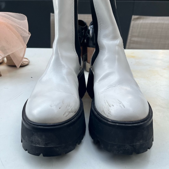 Alexander McQueen Leather Platform Boots - Picture 4 of 5